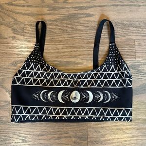 Gently used Onzie Bra